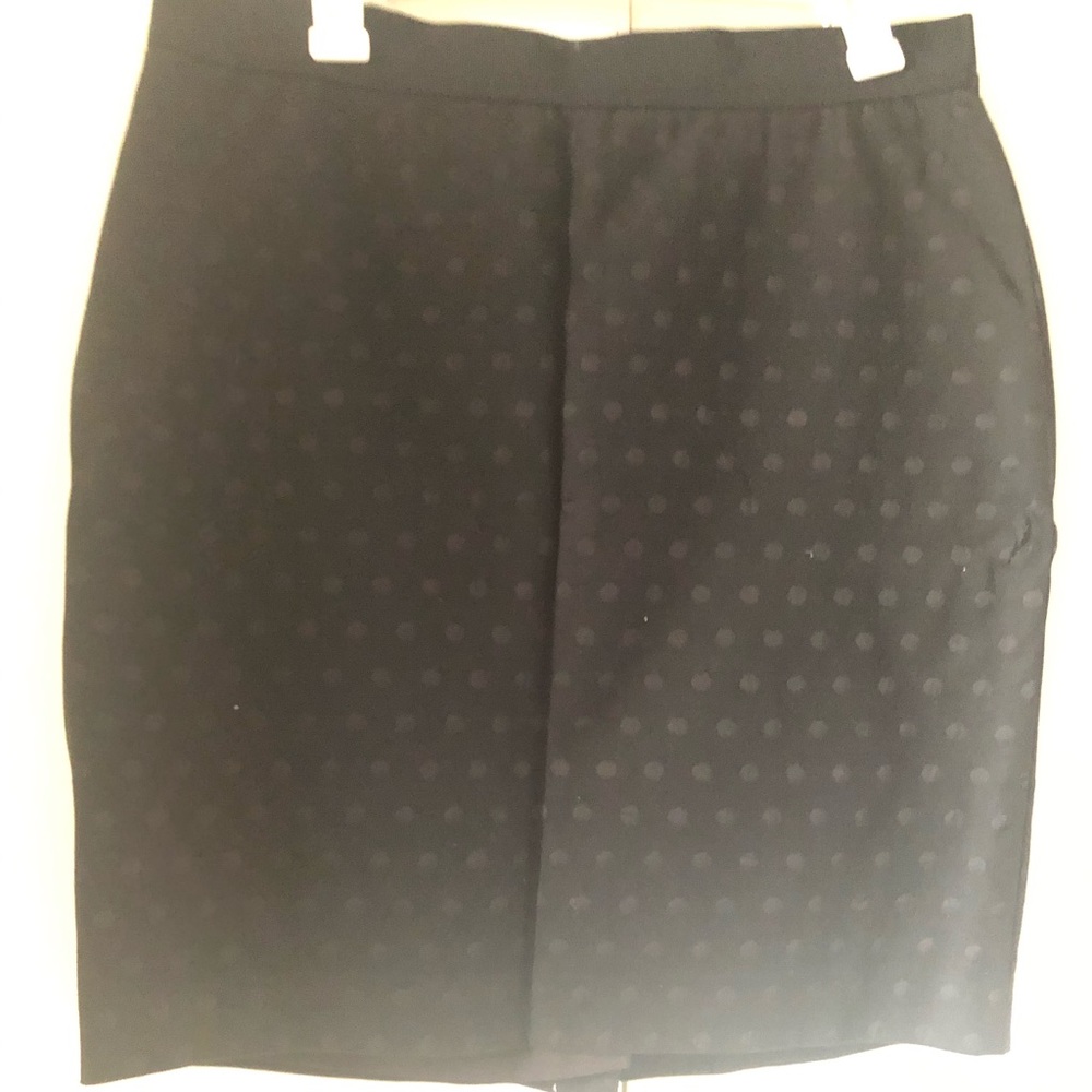Ann Taylor - Polka Dot Pencil Skirt - Size 12